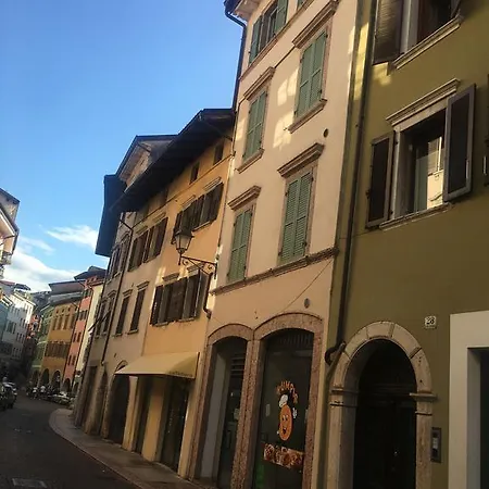 Lägenhet Manda Trento